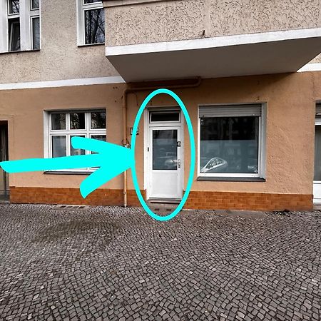 Massagesessel, King-Sized Bed, Billardtisch, 2 Couches Lejlighed Berlin Eksteriør billede